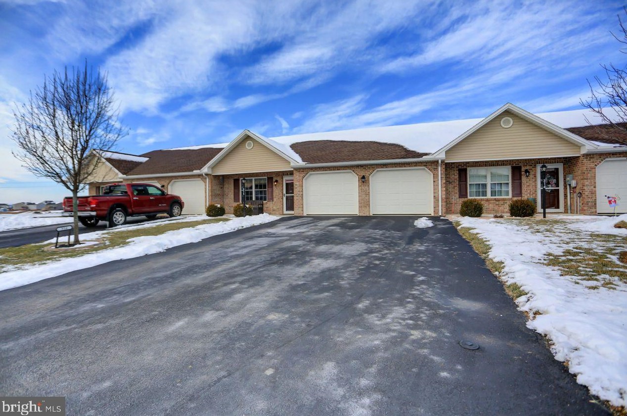 316 Franklin Way, Lees Cross Roads, PA 17257