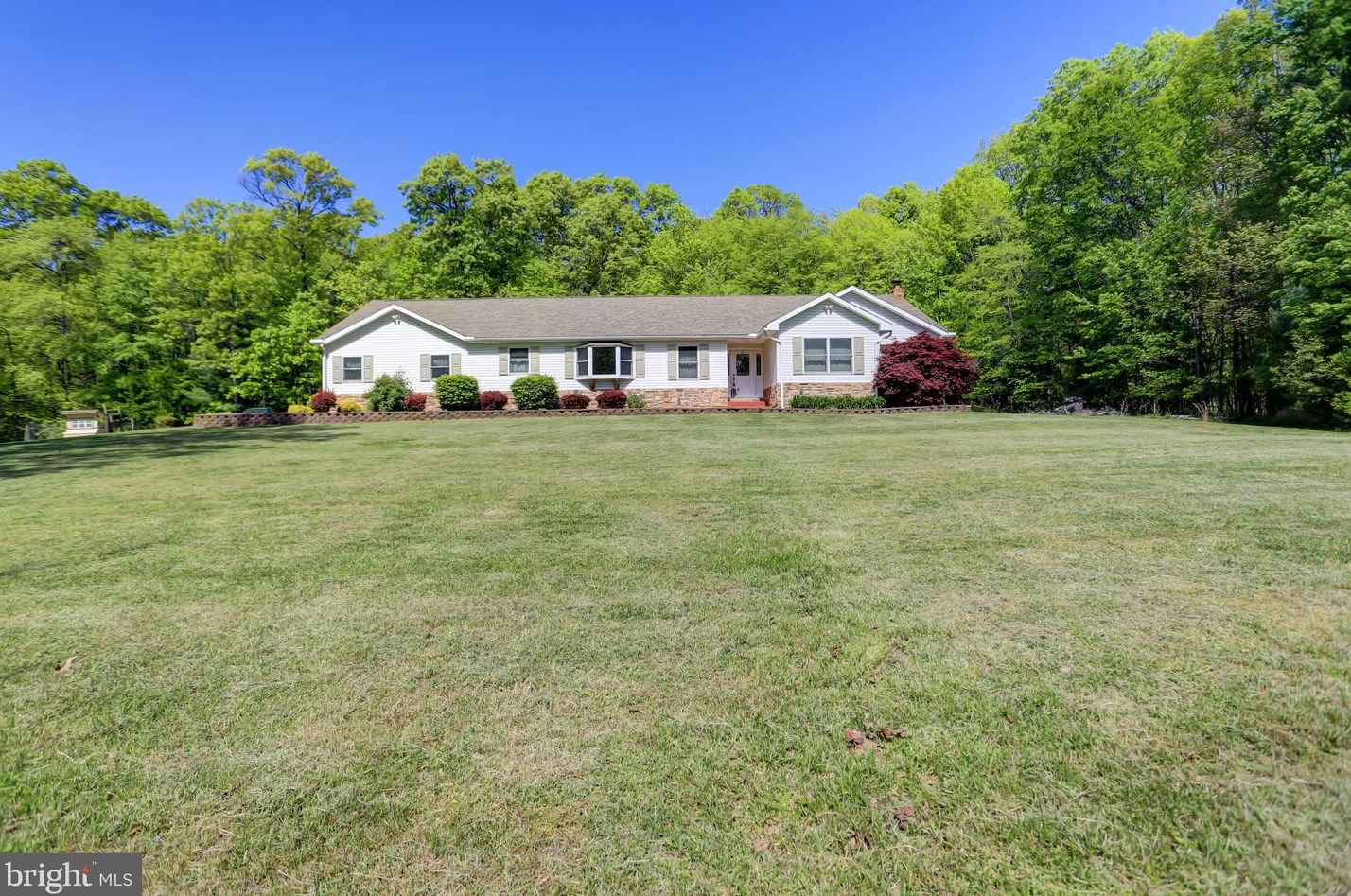 1671 Mountain Rd, Stoneybreak, PA 17267