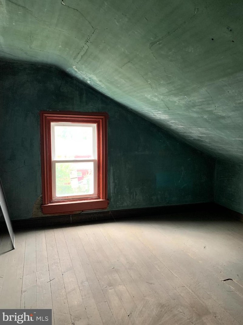 20 3 St, Kinderhook PA 17512-1135 exterior