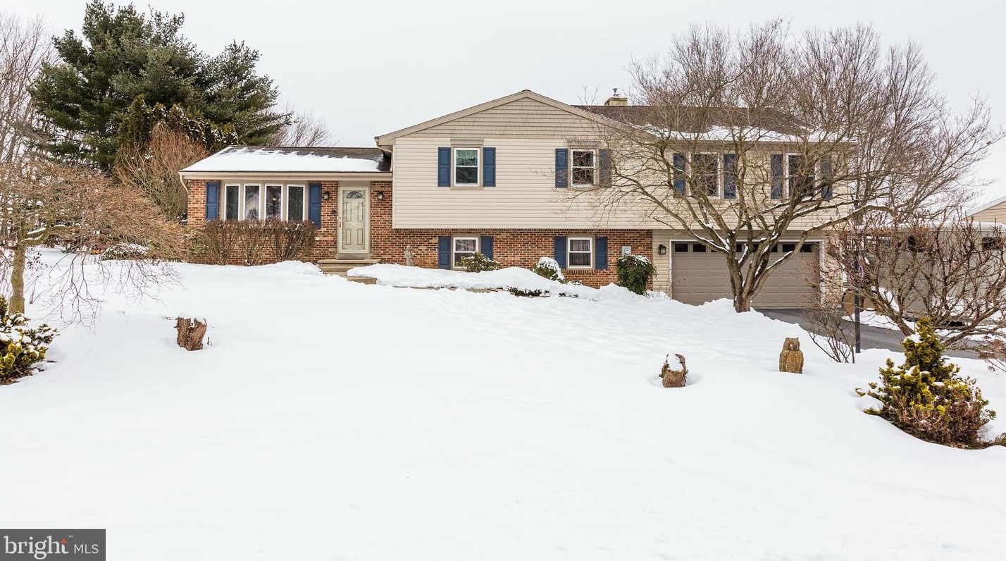 135 Spring Meadow Ln, Letort, PA 17582-9735