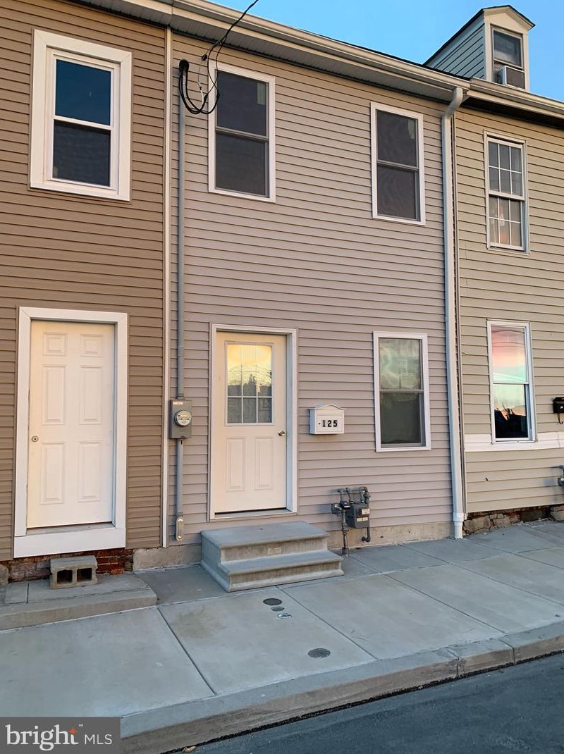 125 Bethel St, Kinderhook, PA 17512-1525