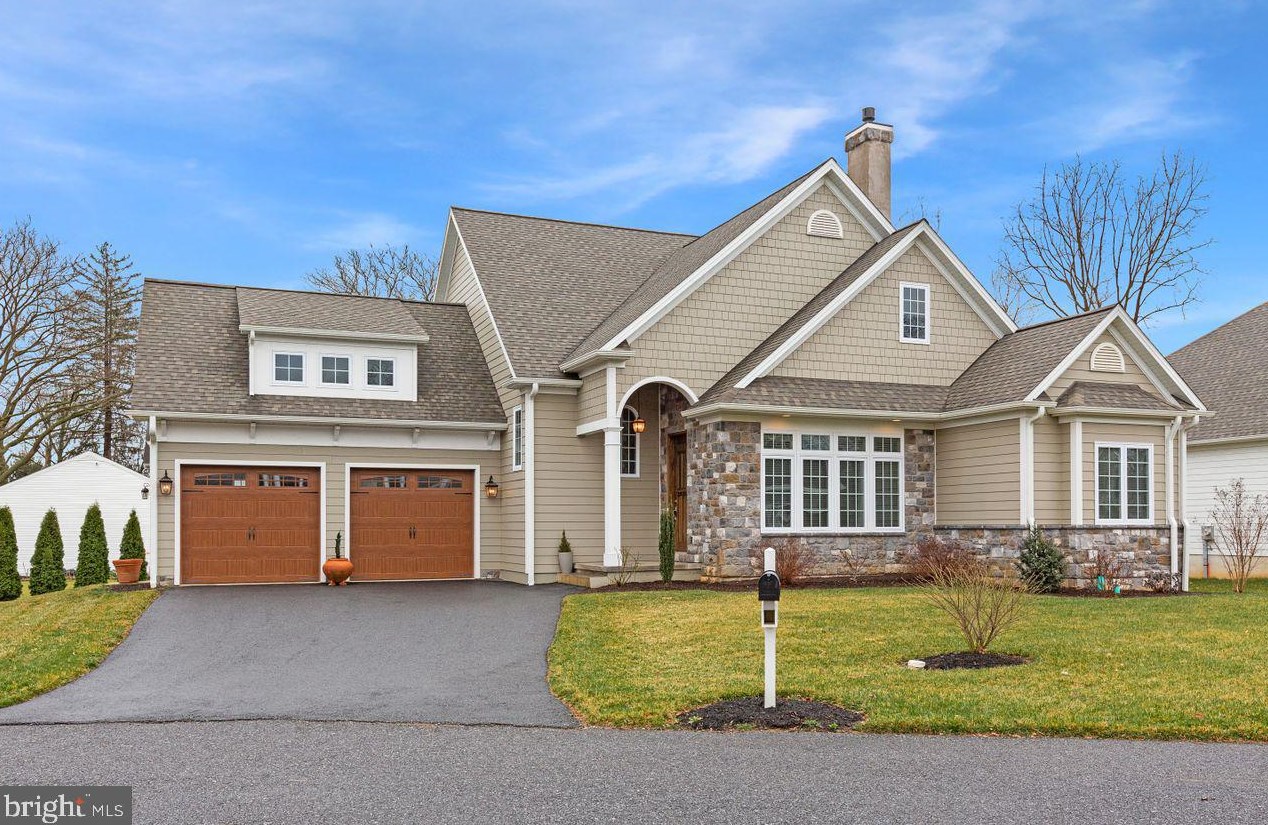 8 William Flynn Cir, Lancaster, PA 17601