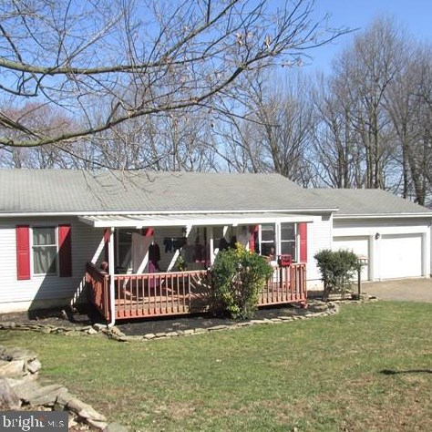 5323 Old Strasburg Rd, New Milltown, PA 17535-9600