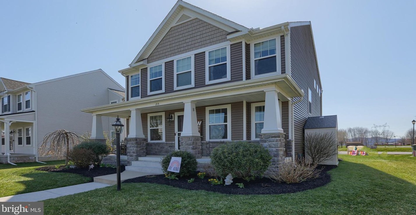 215 Basil St, Marietta, PA 17547-8511