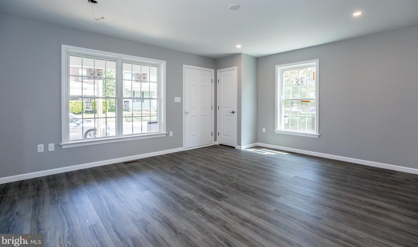 518 N State St, Ephrata, PA 17522