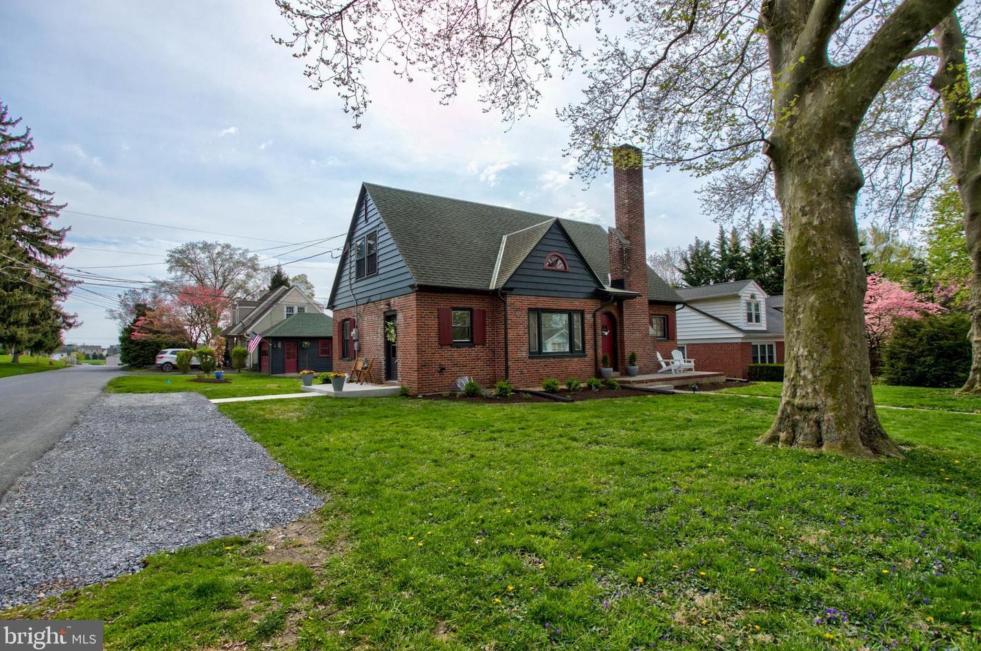 815 Park Hill Dr, Old Line, PA 17545