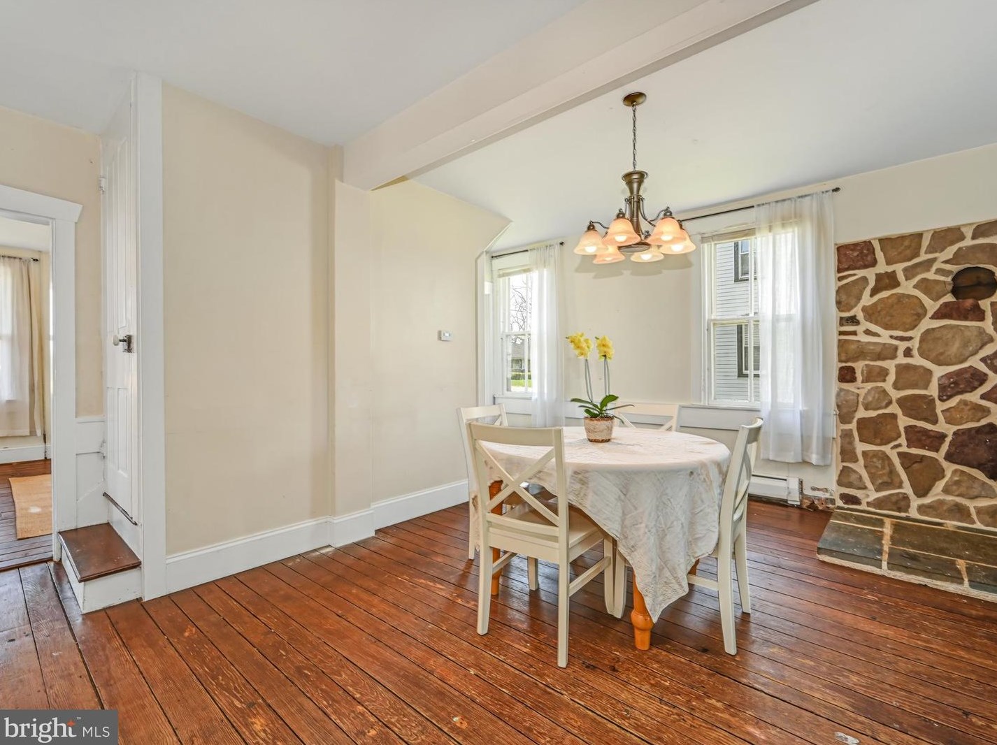 37 Locust St, Bareville PA  17540-9101 exterior