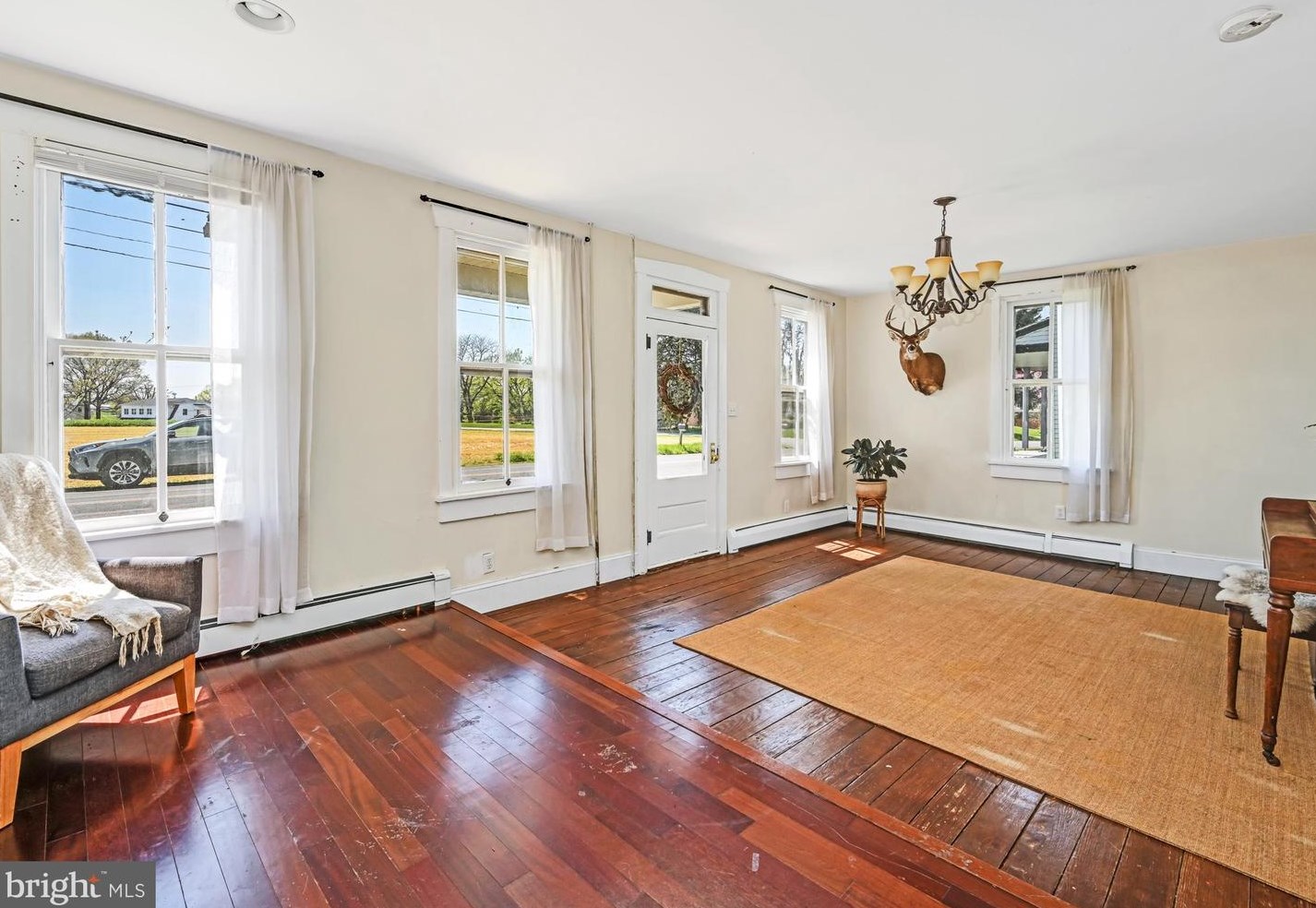 37 Locust St, Bareville PA  17540-9101 exterior