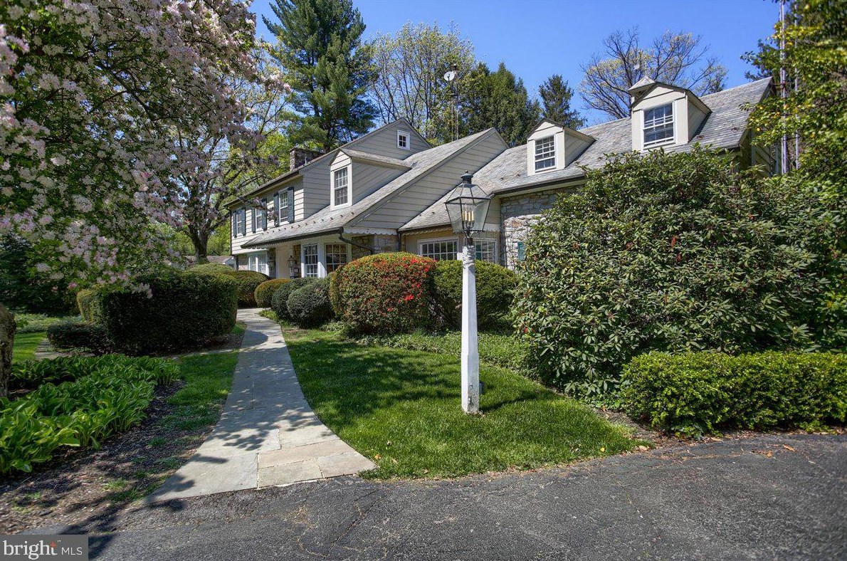 1515 Ridge Rd, Lancaster, PA 17603