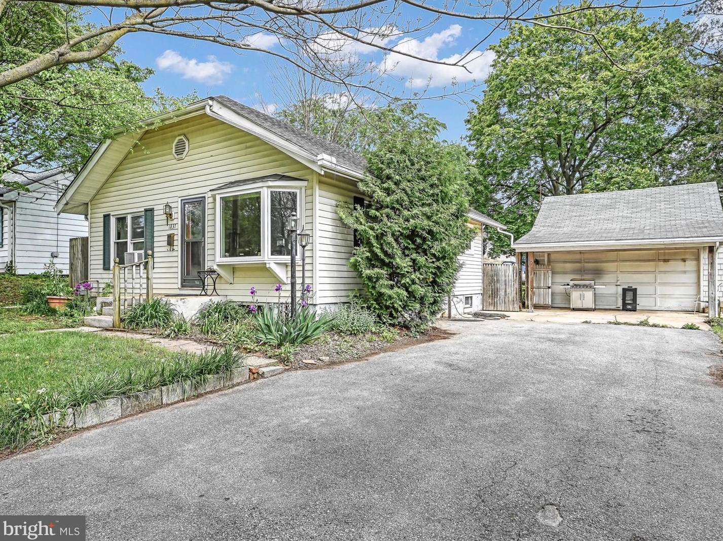 1837 Ursinus Ave, Lancaster, PA 17603