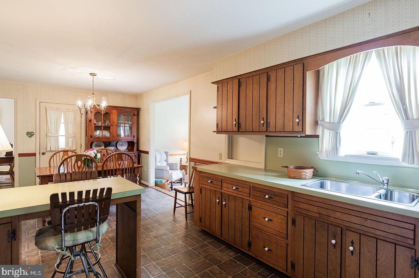 1524 English Brook Dr, Landisville PA  17538-1349 exterior