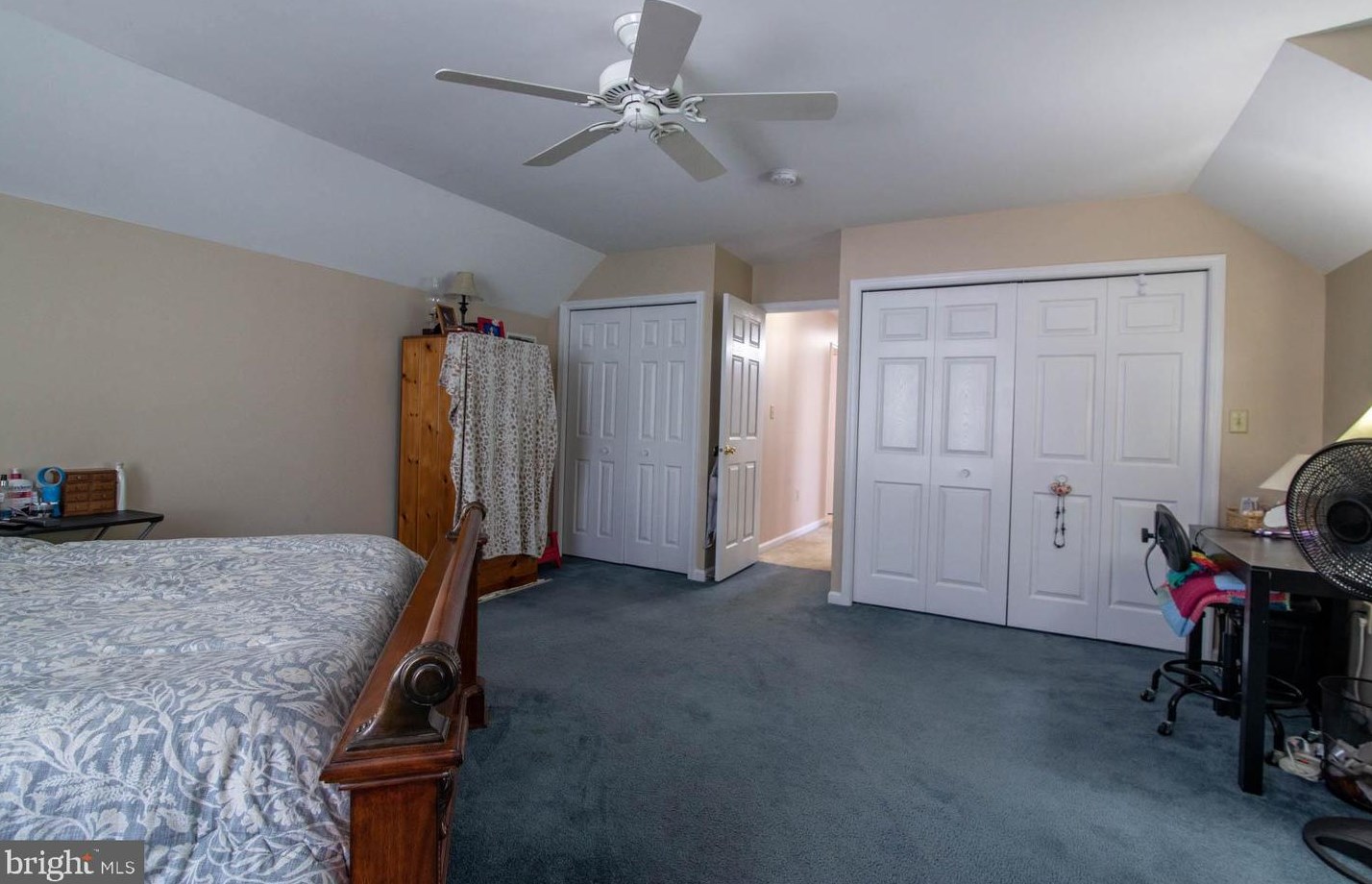 90 Gard Ct, Kinderhook PA  17512-9467 exterior