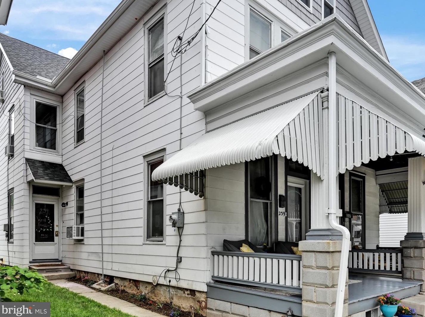 239 W Franklin St, Ephrata, PA 17522