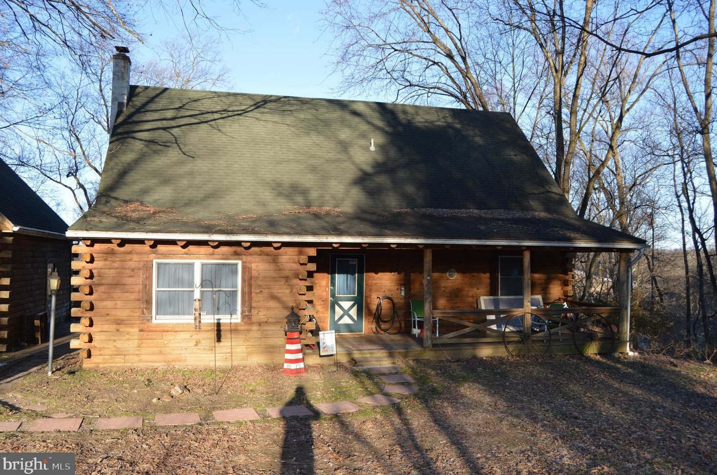 9 Box Elder Ln, Willow, PA 17584-9605