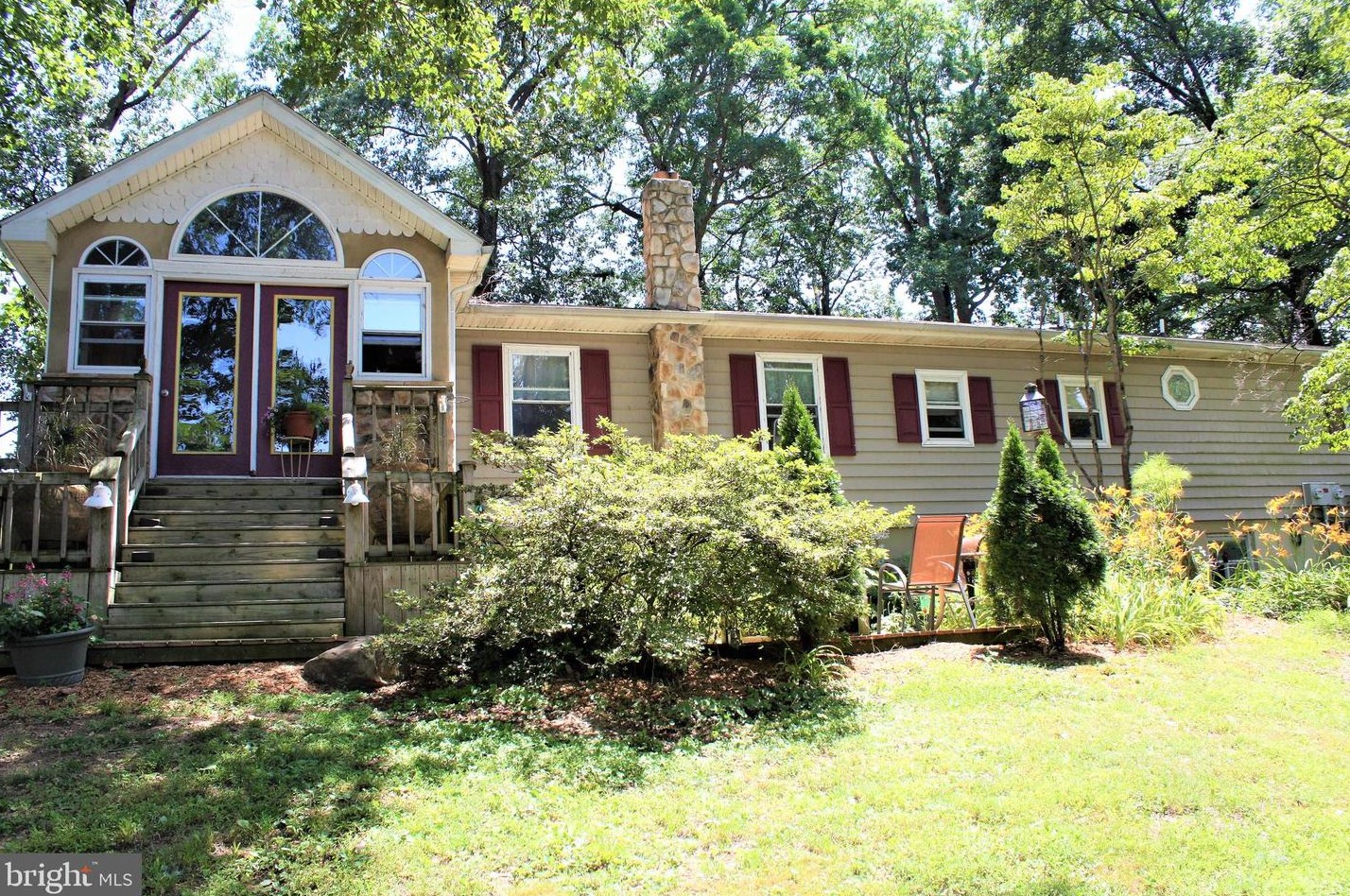 1518 Gish Rd, Old Line, PA 17545-8797