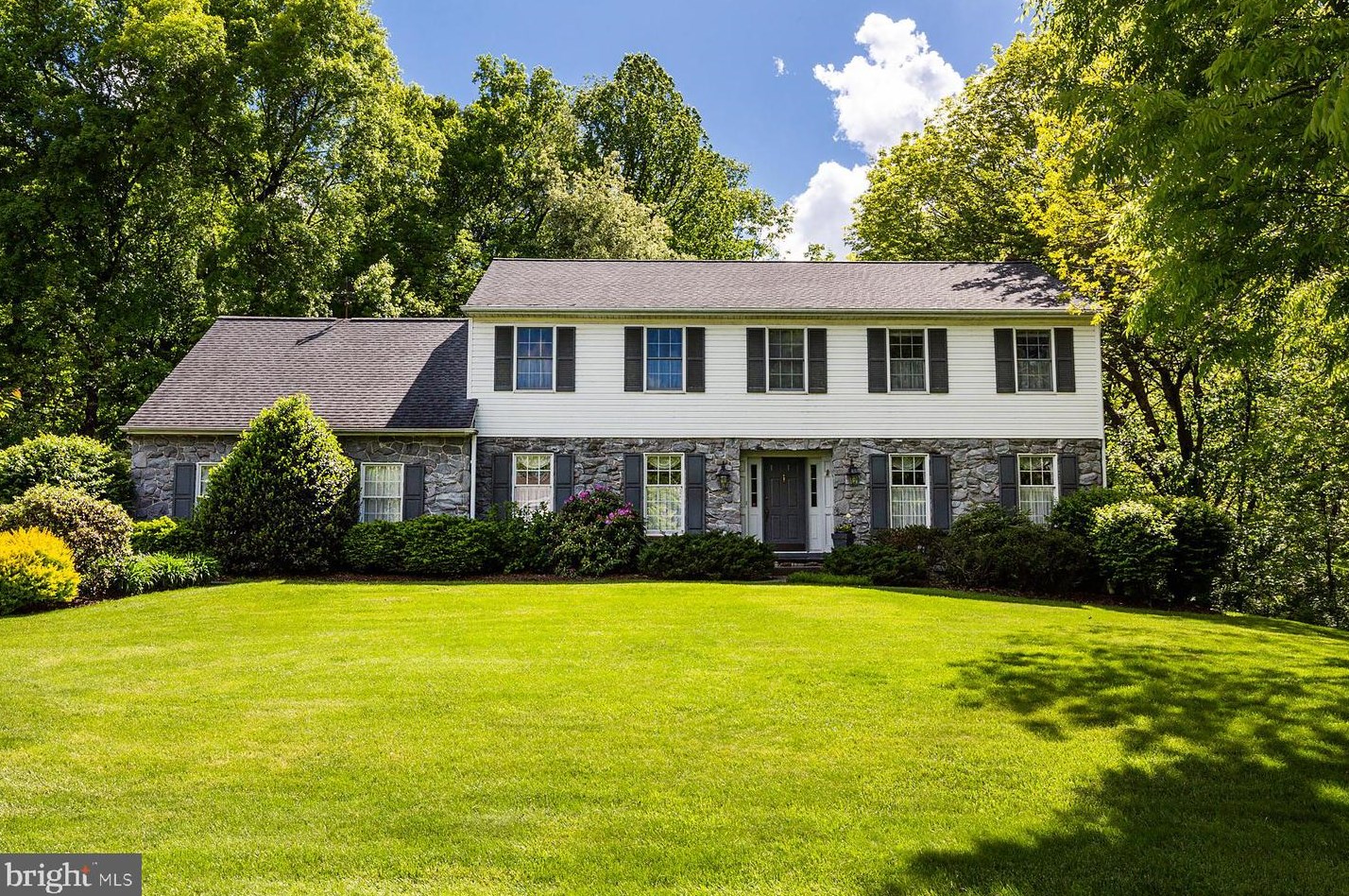 840 Westminster Dr, Lancaster, PA 17601