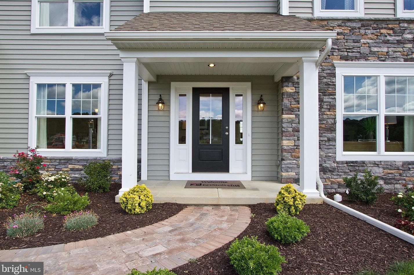 1421 Pennscott Dr, Landisville, PA 17538