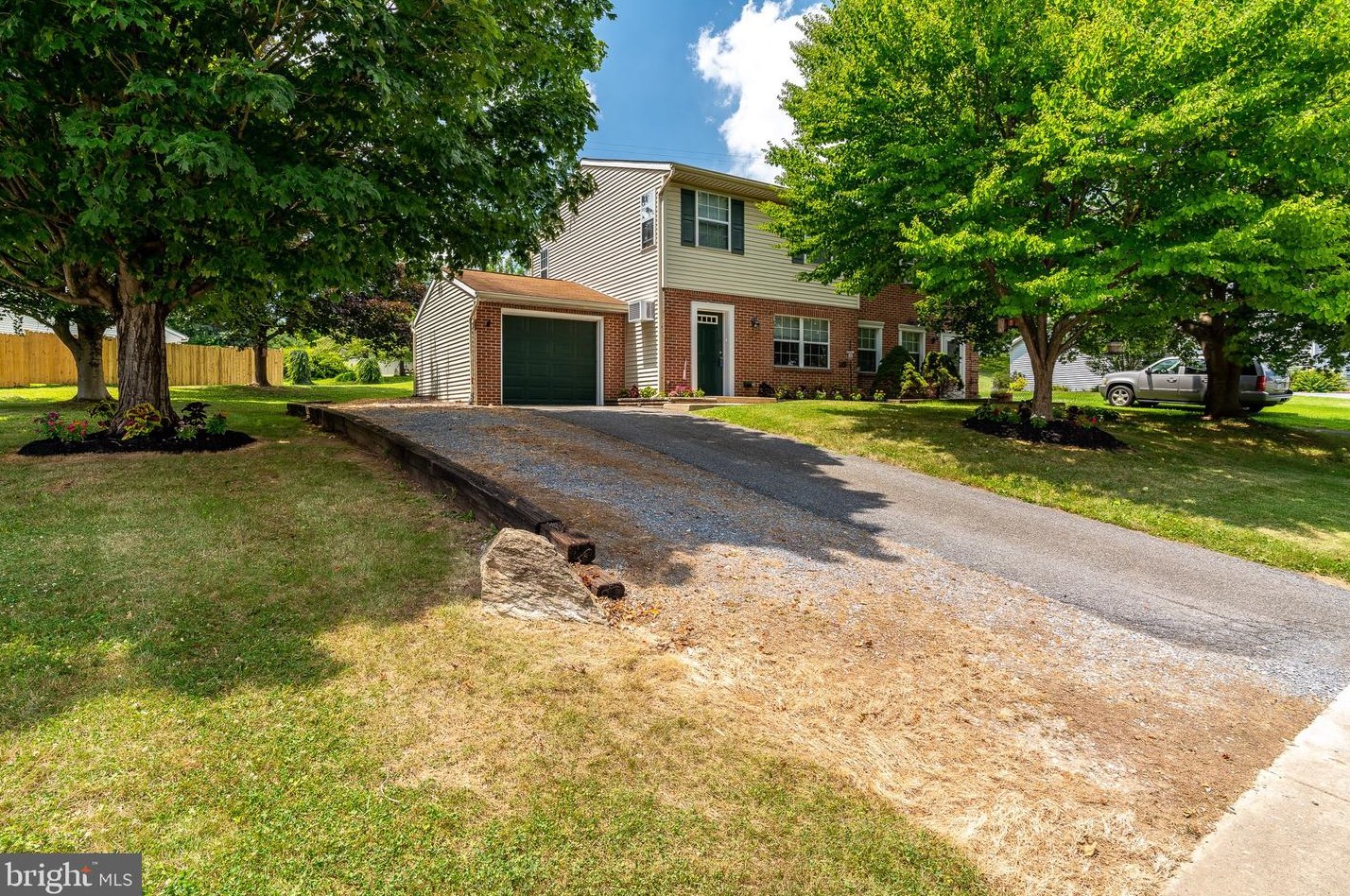 1588 Manor Blvd, Lancaster, PA 17603