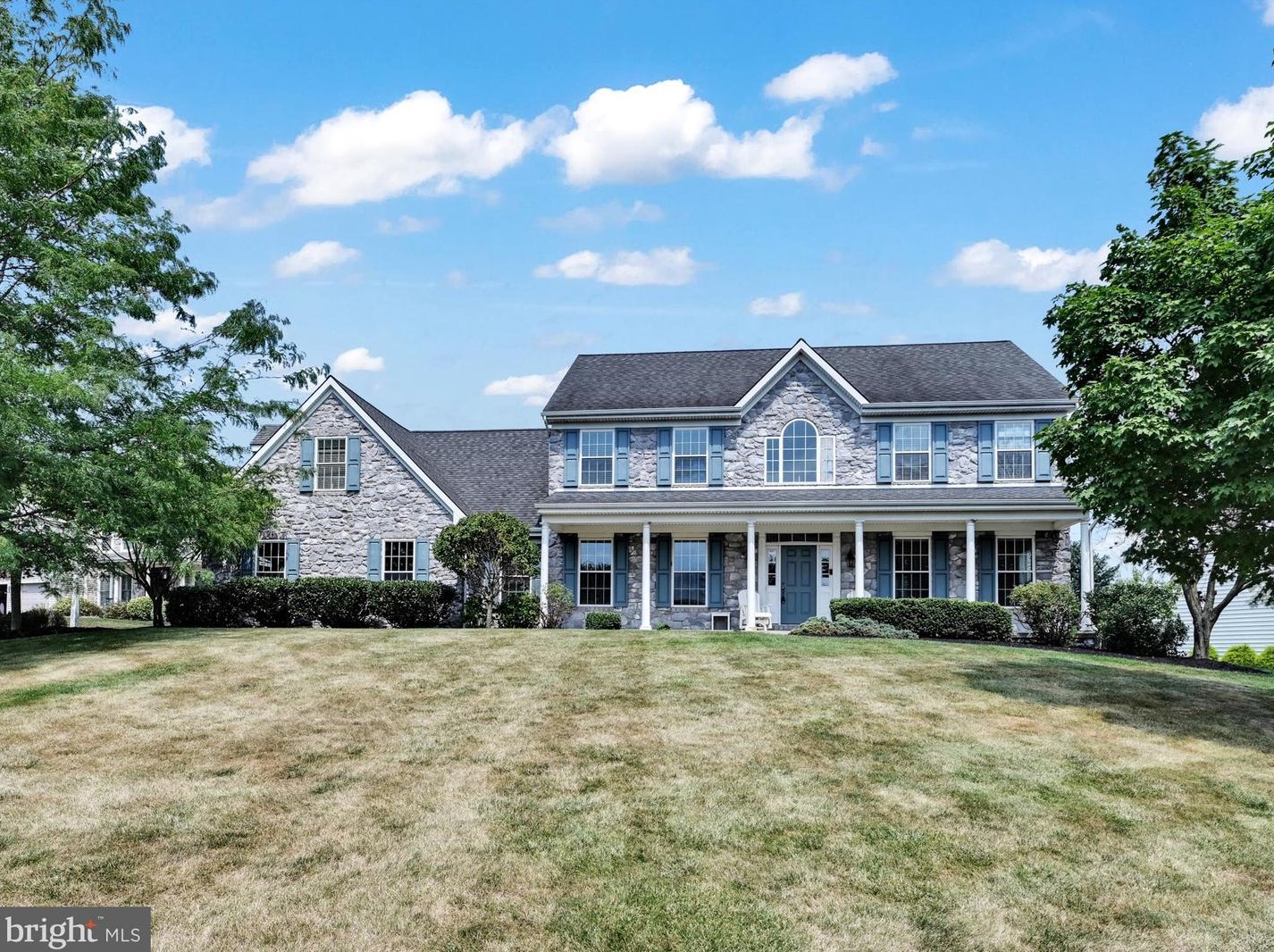 701 Landmark Cir, Lancaster, PA 17603
