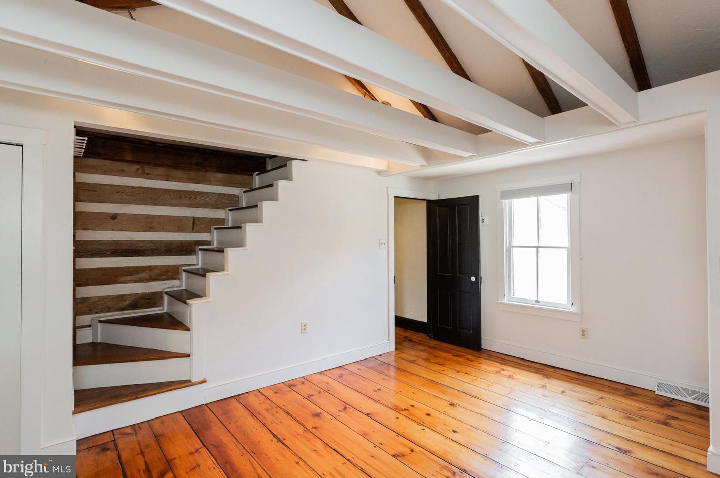 466 Market St, Marietta PA 17547-1608 exterior