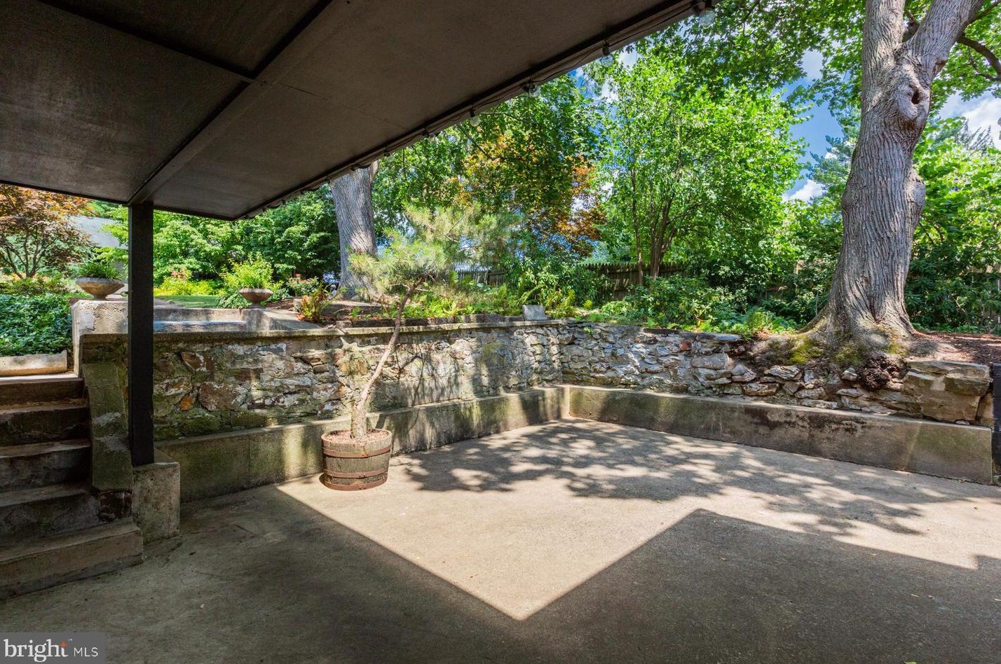 466 Market St, Marietta PA 17547-1608 exterior