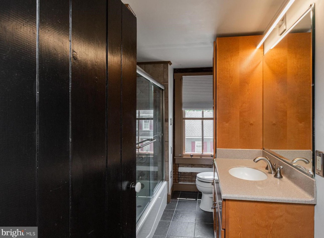 466 Market St, Marietta PA 17547-1608 exterior