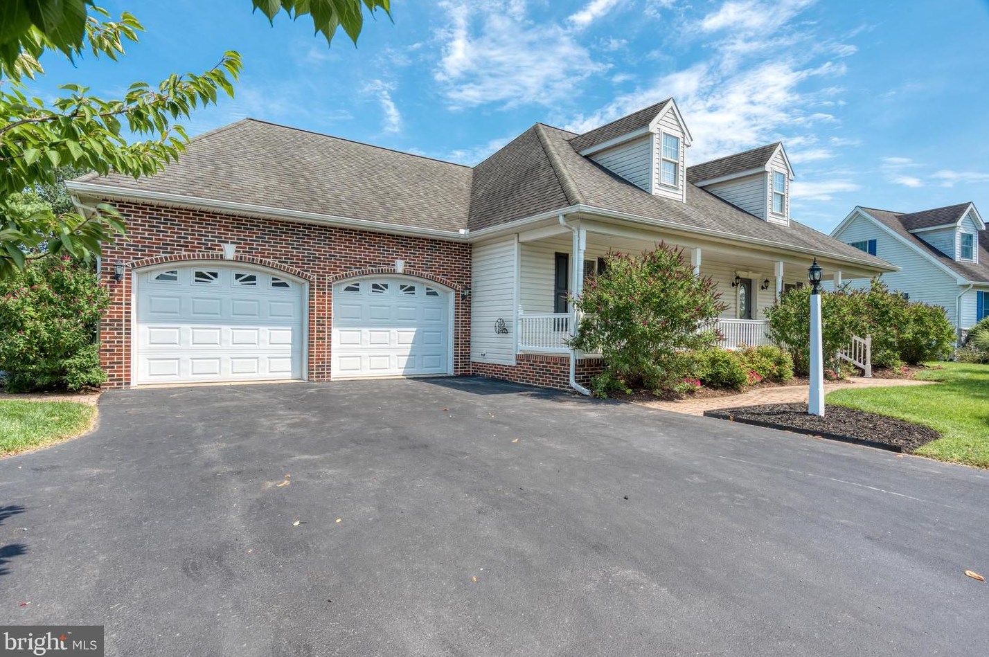 21 Buckingham Ln, Gordonville, PA 17529-9308