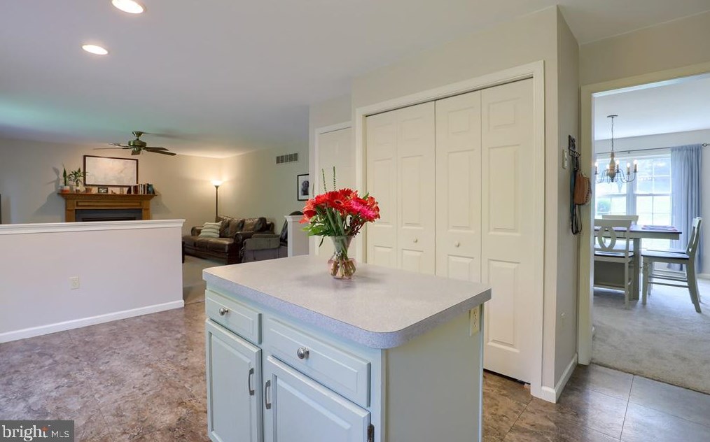 13 Apache Ln, Willow PA  17584-9756 exterior