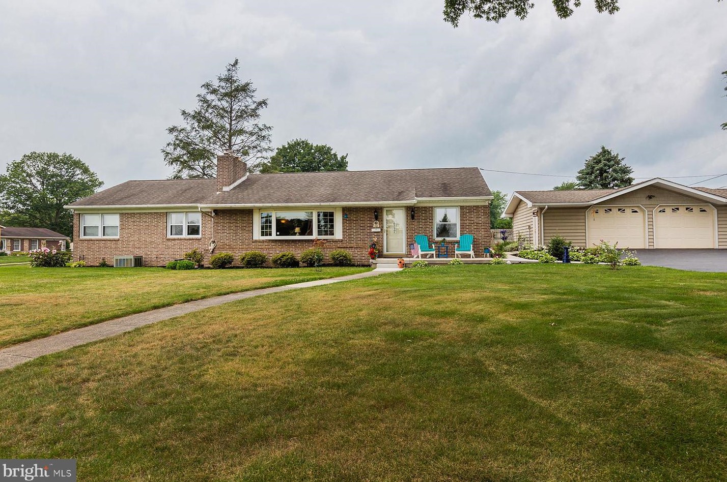 116 Crescent Ave, Ephrata, PA 17522