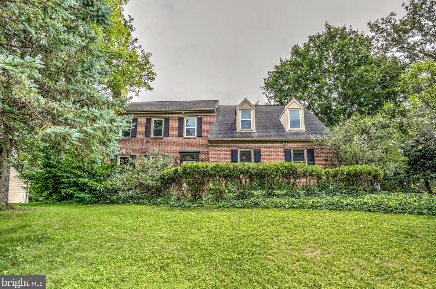 254 Kingsbridge Dr, Kissel Hill, PA 17543-9280