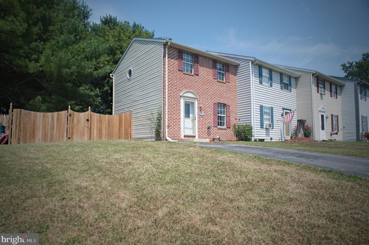 139 Stone House Ln, Kinderhook, PA 17512-9408