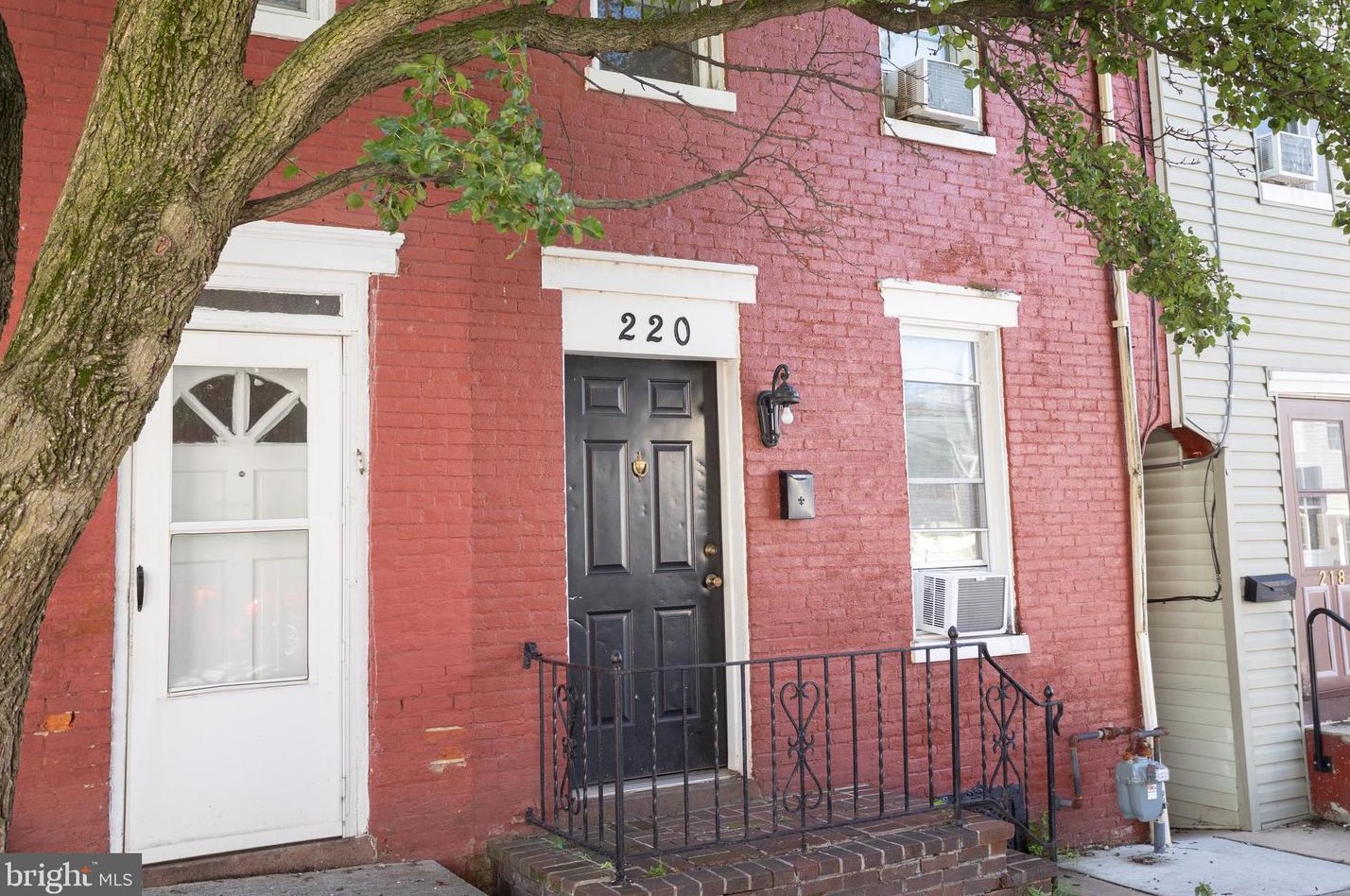 220 Lawrence St, Kinderhook, PA 17512-1713