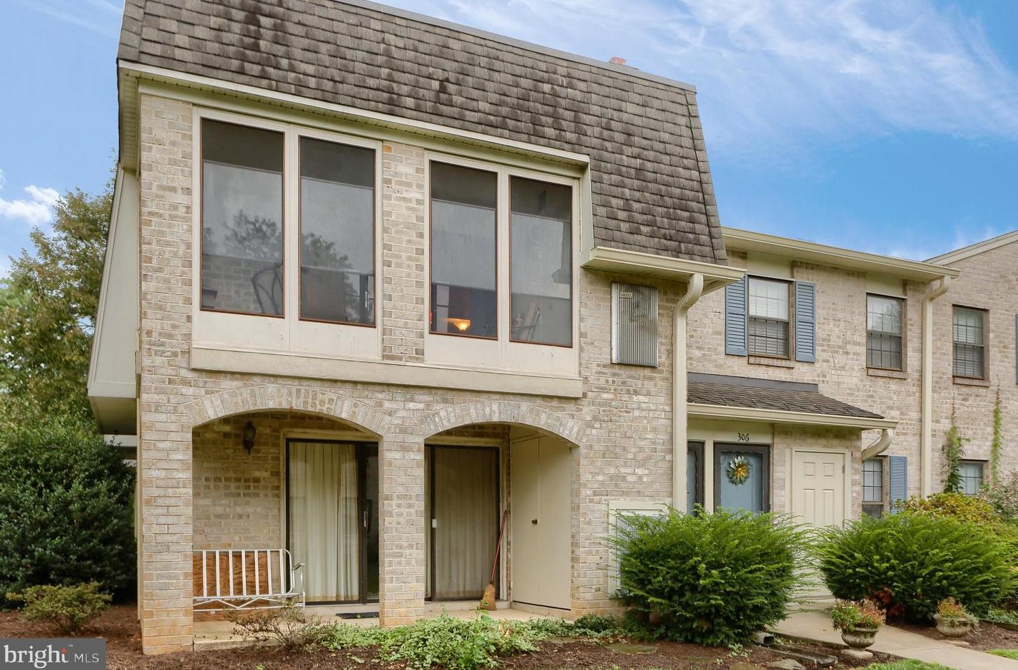 306 Valleybrook Dr, Lancaster, PA 17601