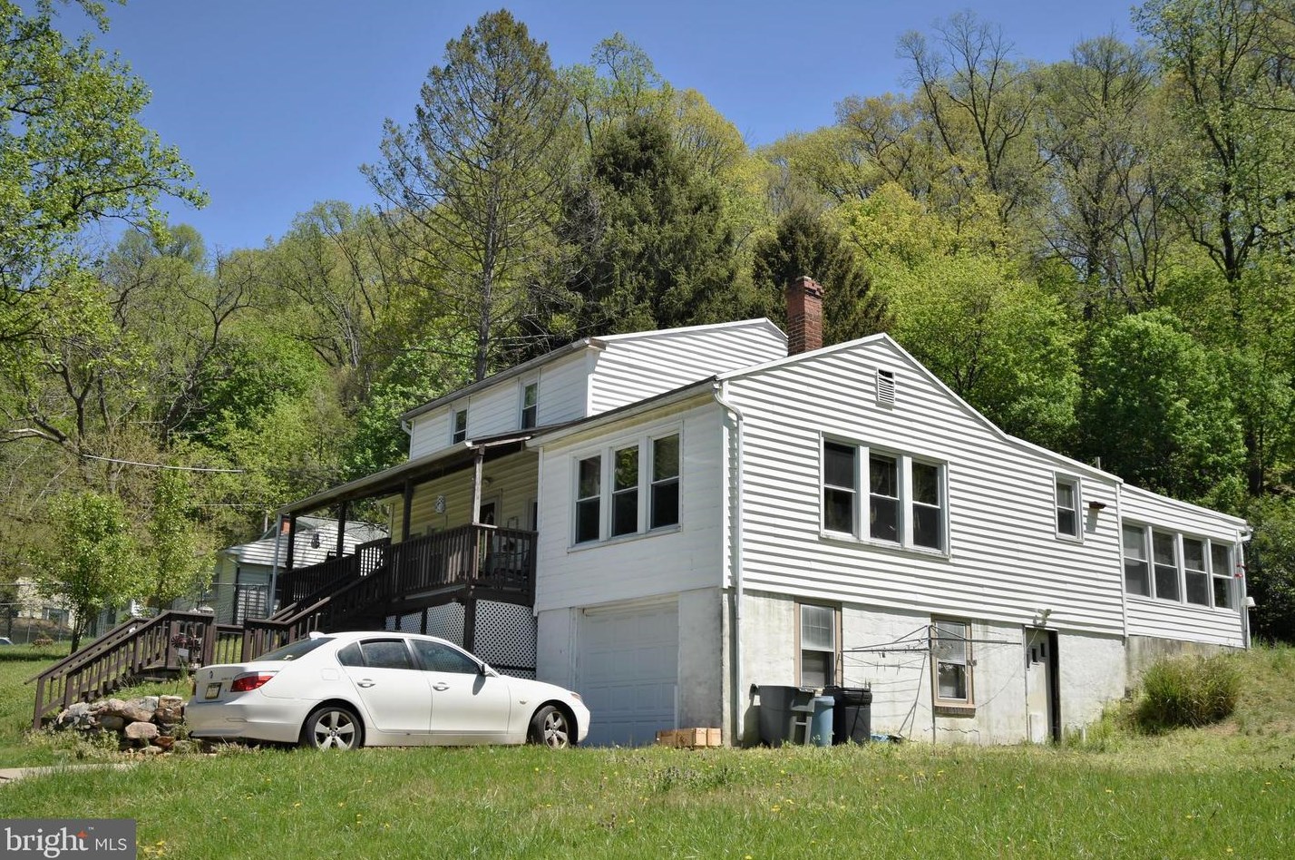 15 Birch Dr, Emmaus, PA 18049