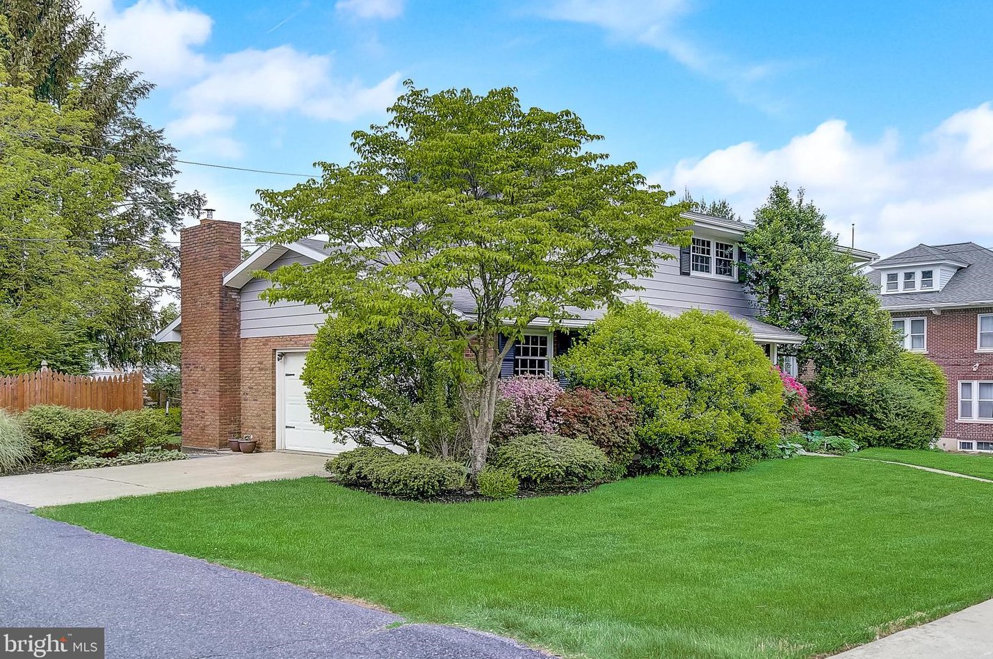 118 Muhlenberg St, Allentown, PA 18104-6219