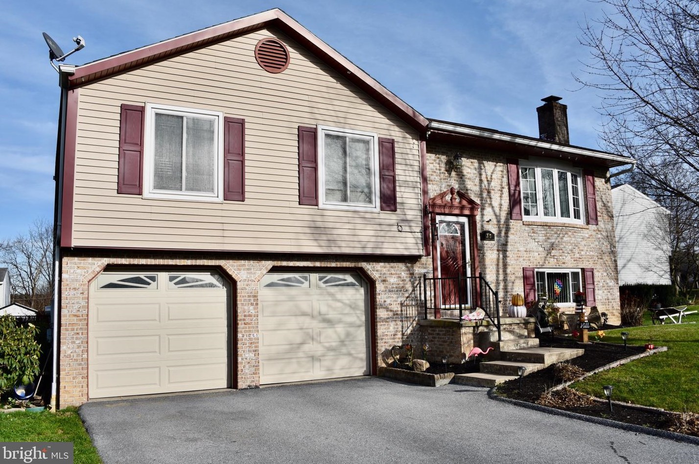 1307 Old Hickory Ln, Lebanon, PA 17046-8200