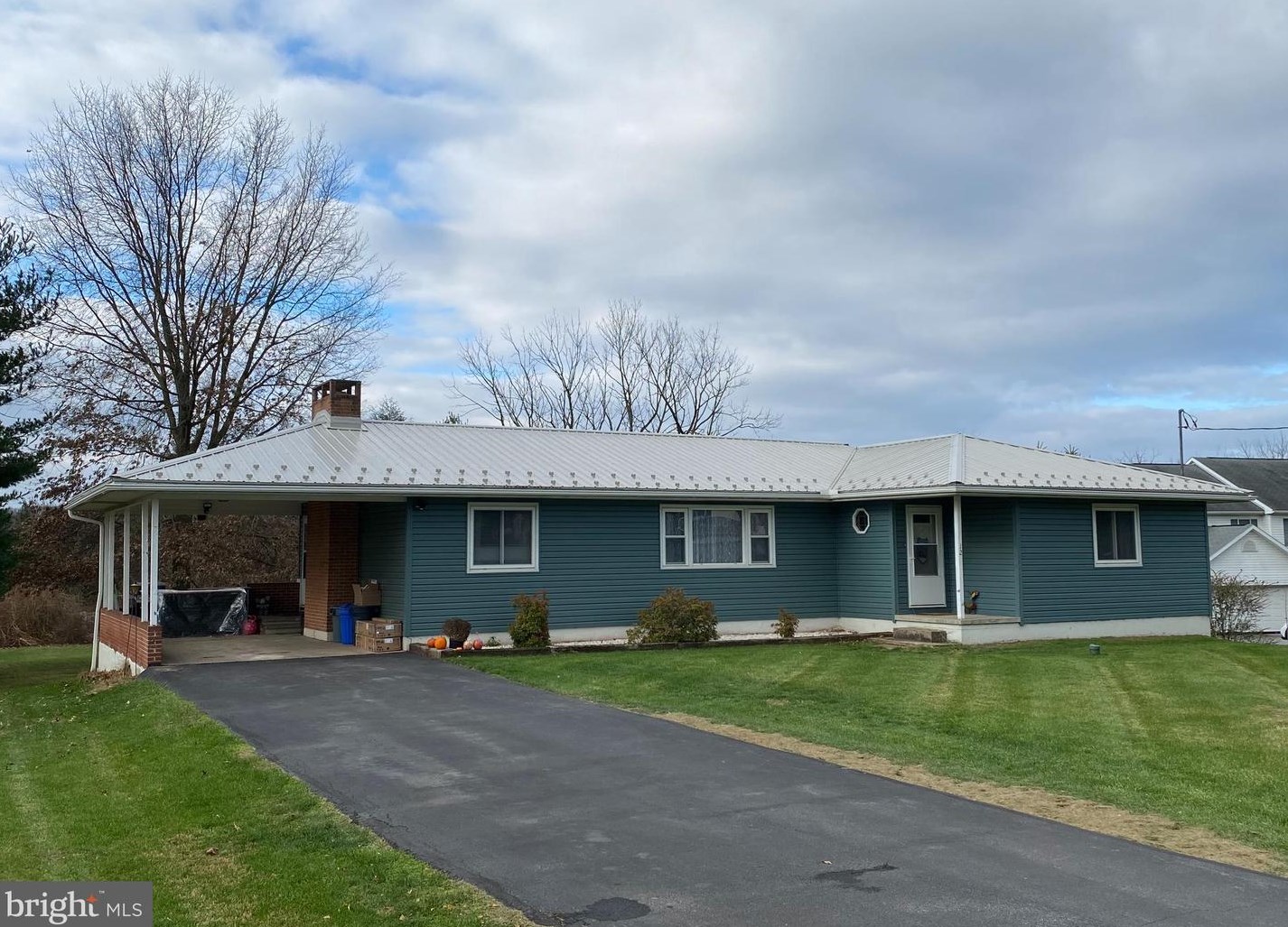 12 Larch St, Bellegrove, PA 17003-9589