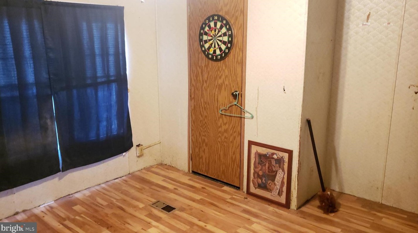 23 Green Acres Trailer Ct, Lebanon PA 17046-9222 exterior