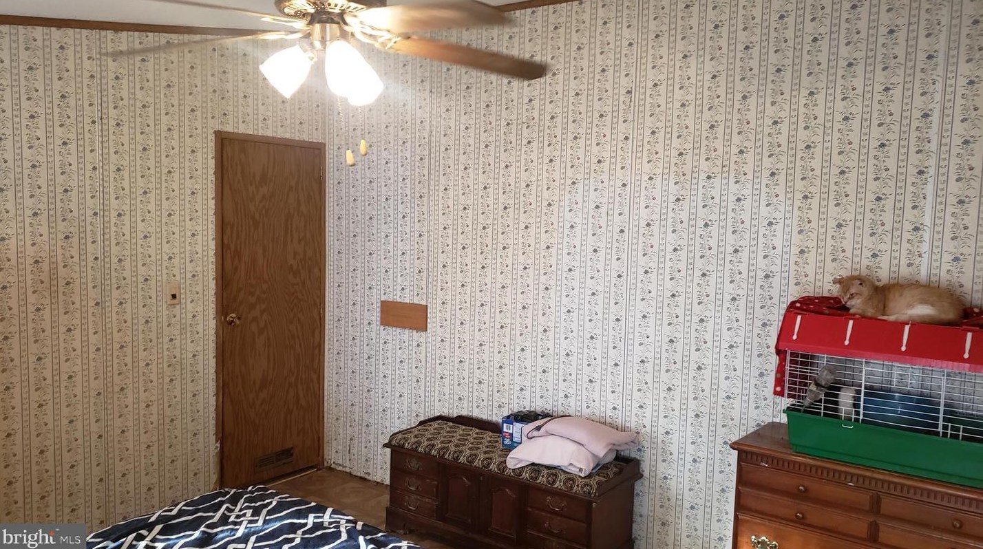 23 Green Acres Trailer Ct, Lebanon PA 17046-9222 exterior