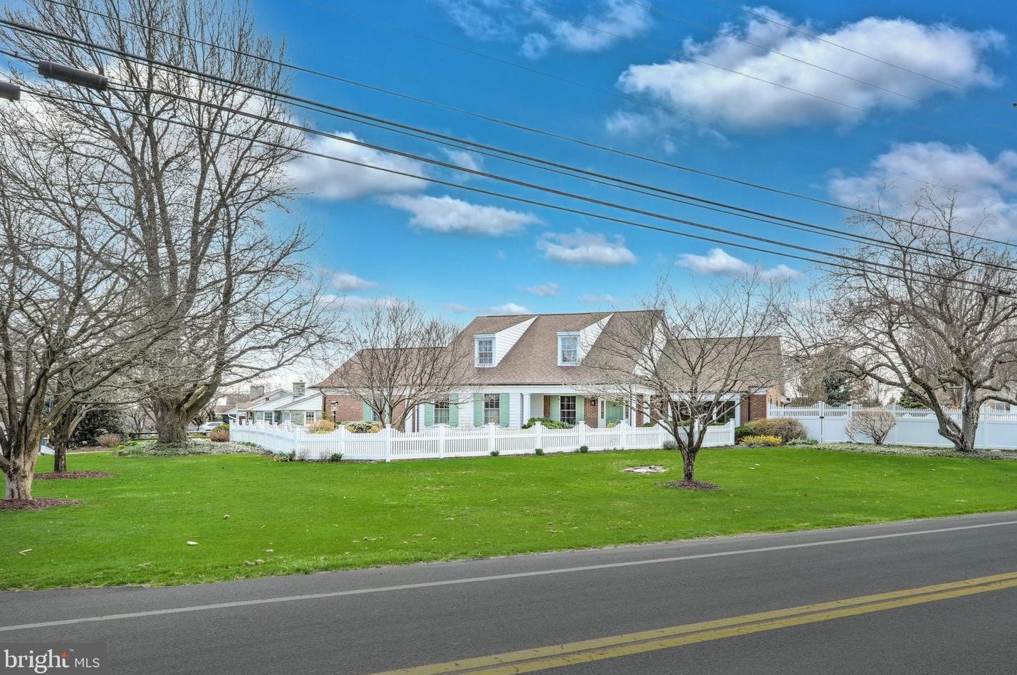 41 Crestview Dr, Lebanon, PA 17042-7918