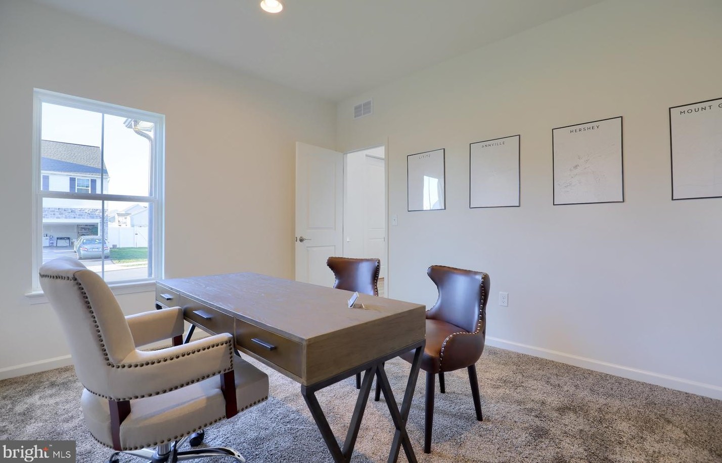 520 Fieldstone Dr, Bellegrove, PA 17003