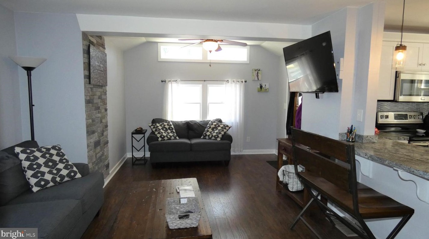 201 Steele St, Lebanon, PA 17042-9023