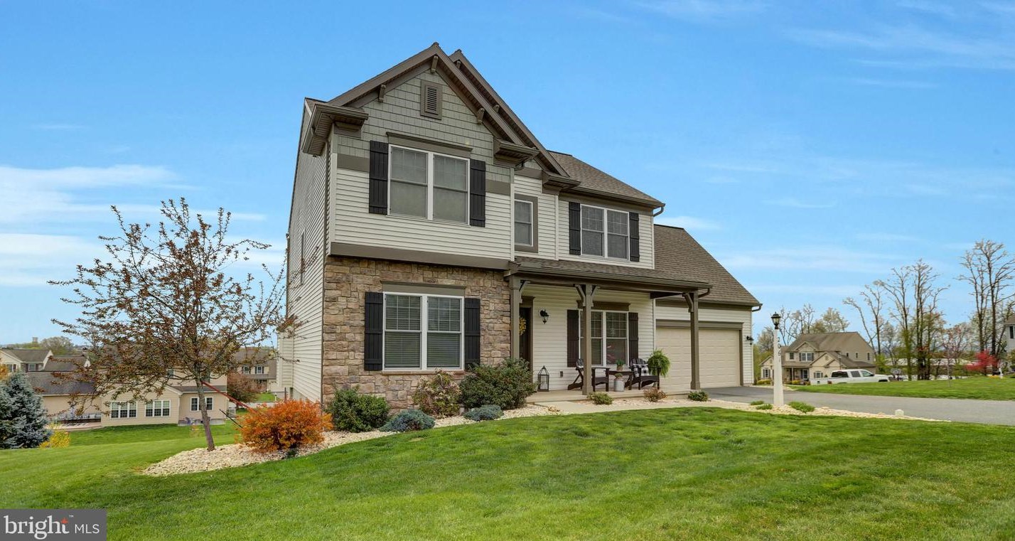 2061 Mallard Ln, Lebanon, PA 17046-9207