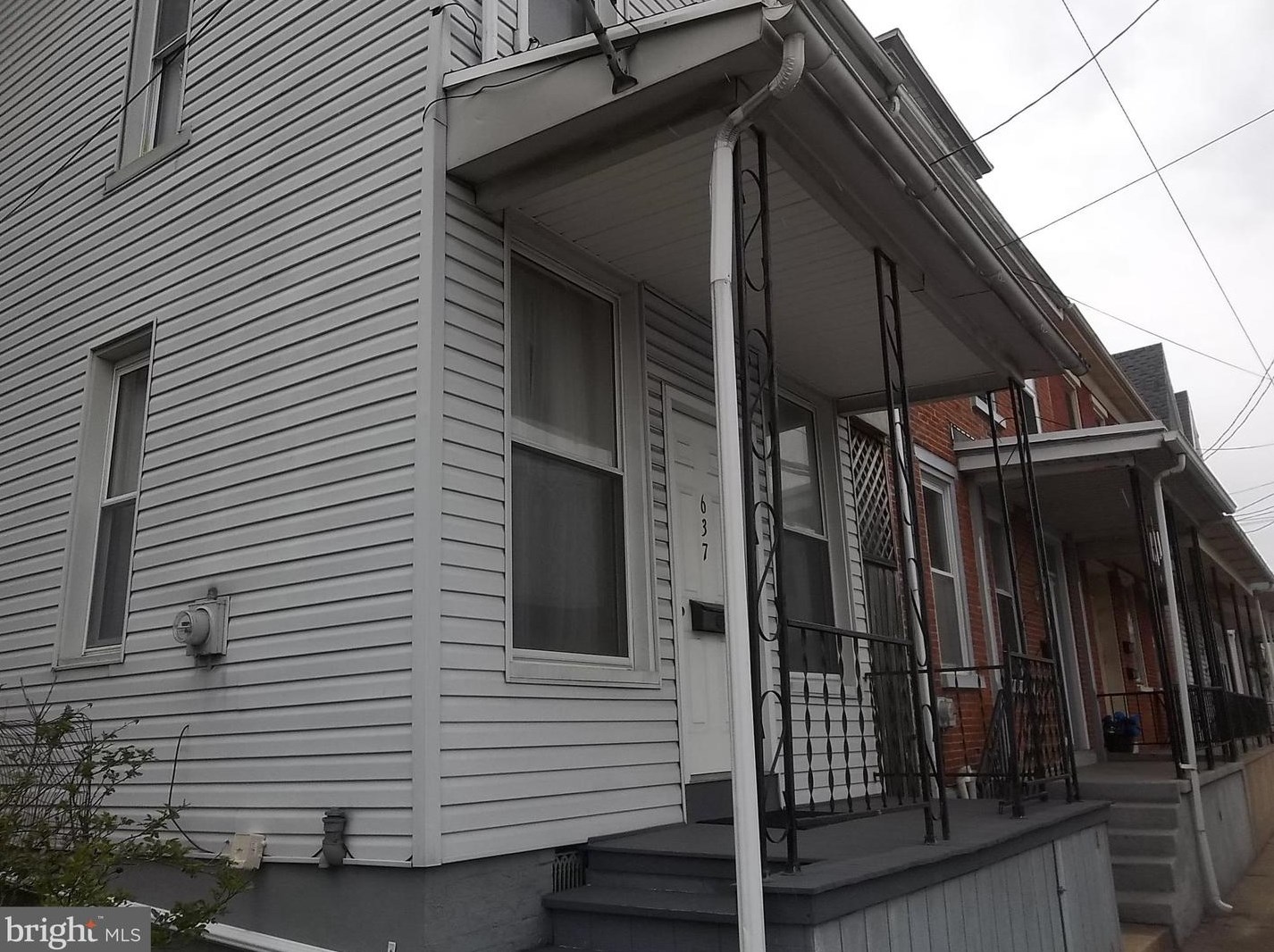 637 Maple St, Lebanon, PA 17046-2966