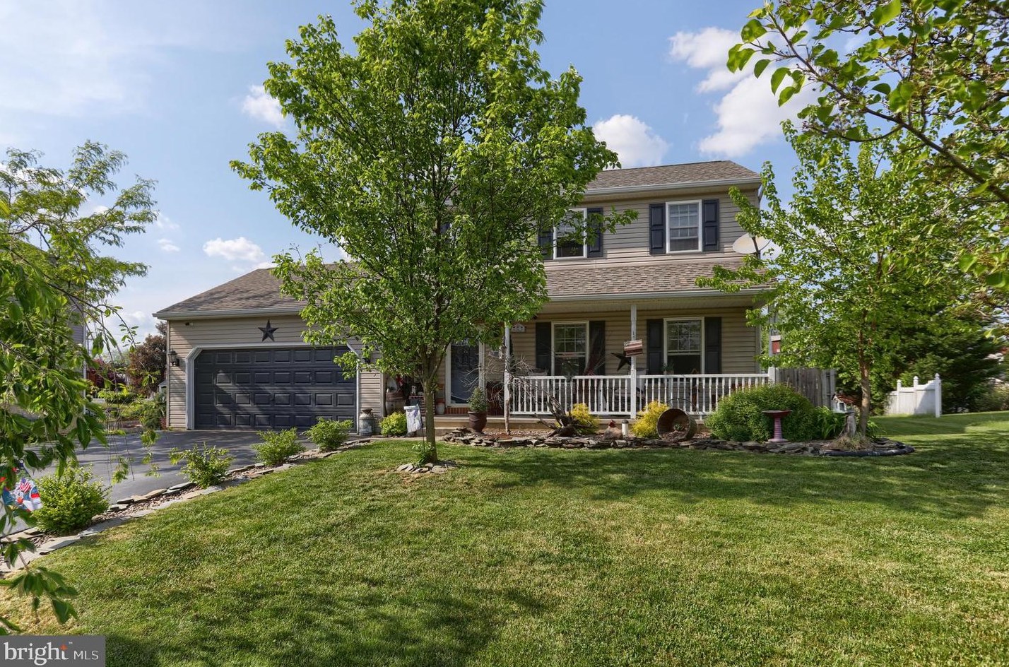 5 Lambs Ln, Bordnersville, PA 17038-9419