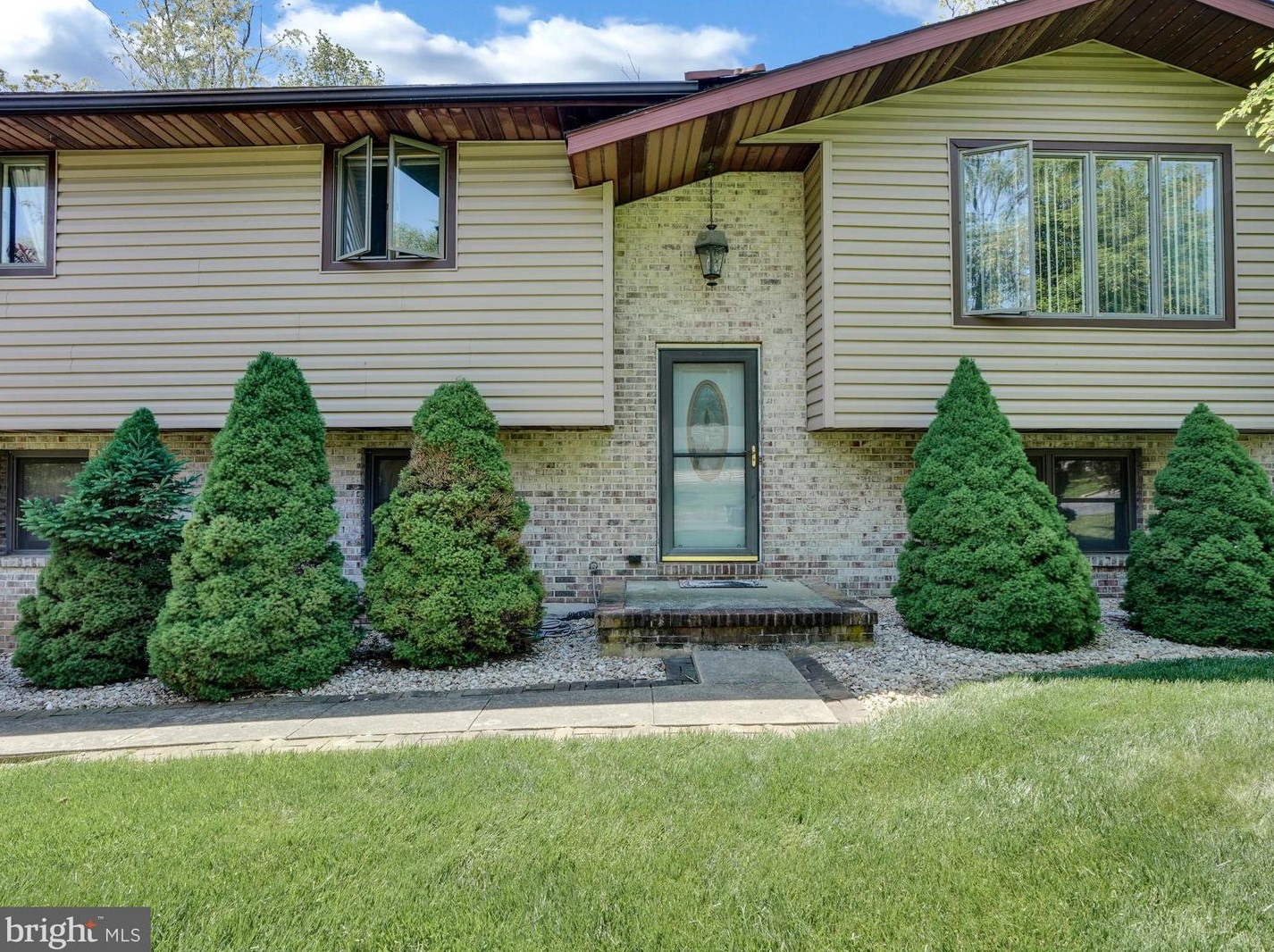 388 Oaklyn Rd, Lebanon, PA 17042-5851