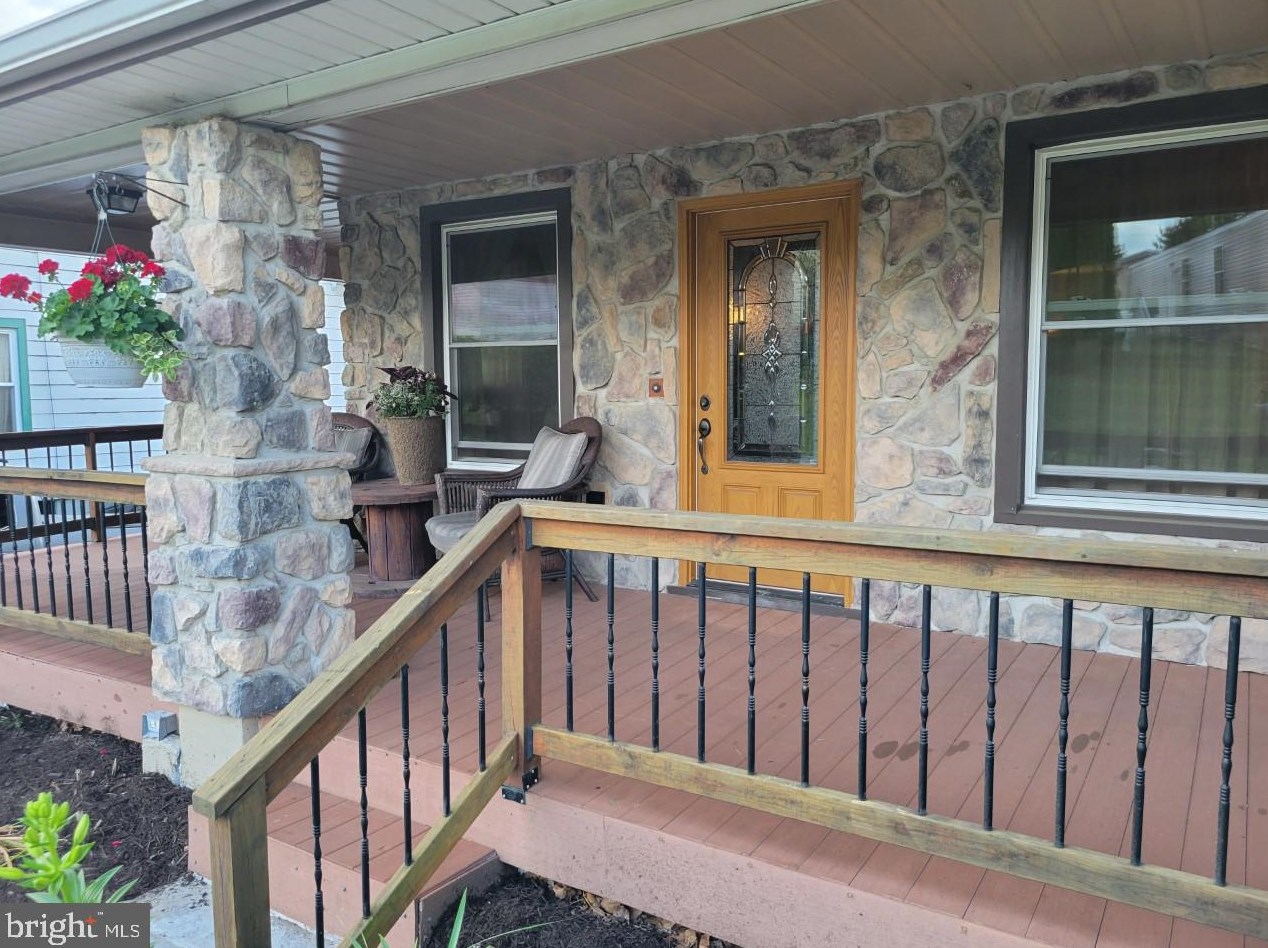 1419 Sandhill Rd, Lebanon, PA 17046-1947