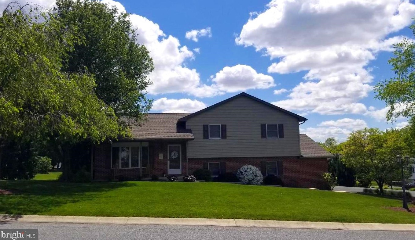 924 Cypress Ln, Lebanon, PA 17046-2049