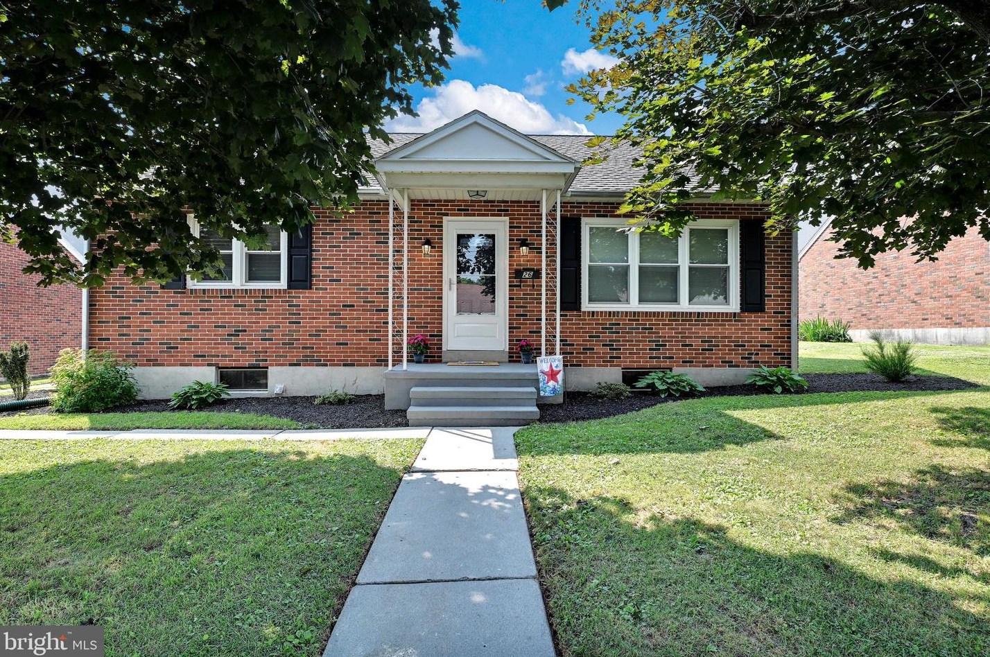 26 Pine Ave, Lebanon, PA 17042-7131