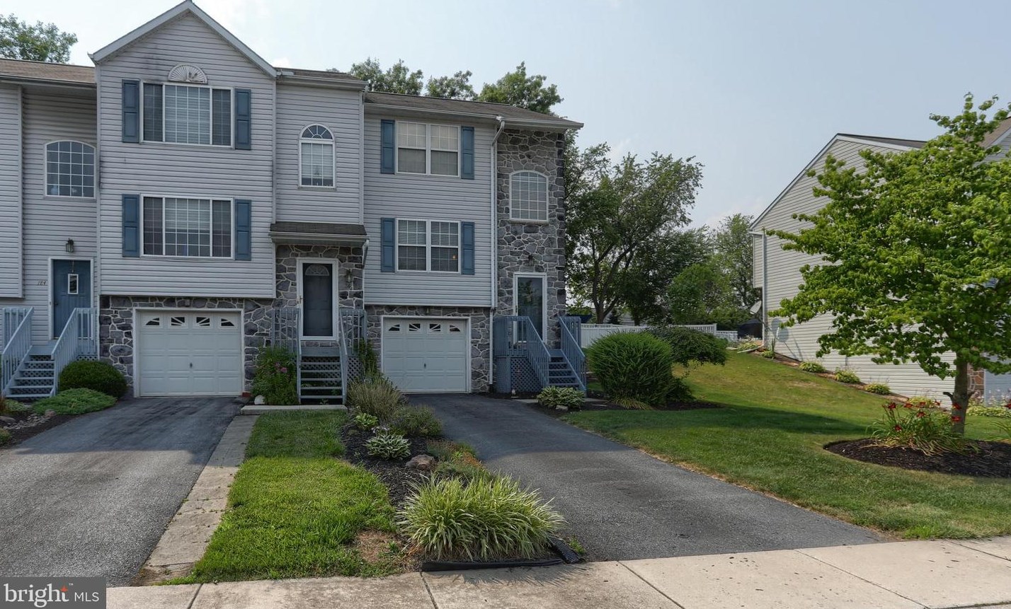188 Riders Way, Lebanon, PA 17042-8702
